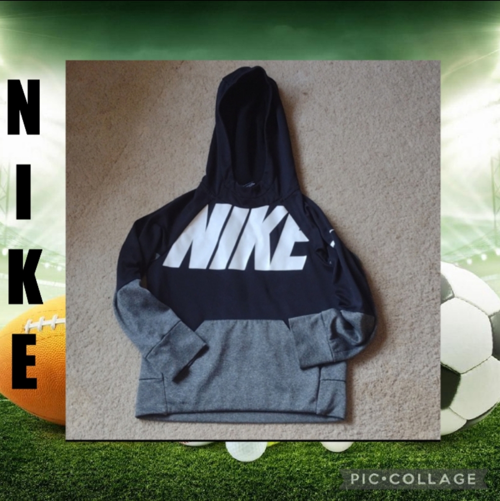 ⚽ Hoodie